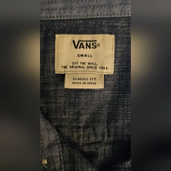 Vans Men’s Navy Short Sleeve Button-Up Cotton Linen Shirt - Size Small - Picture 3 of 4